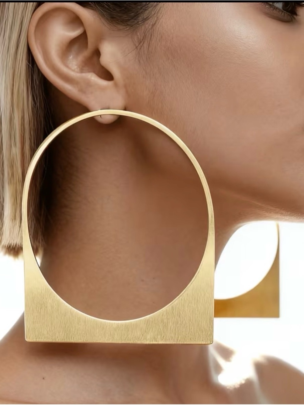 Minimalist Gold Statement Hoop Earrings - Women Jewelry